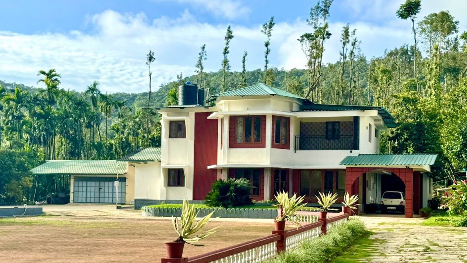 Stone Crest Homestay